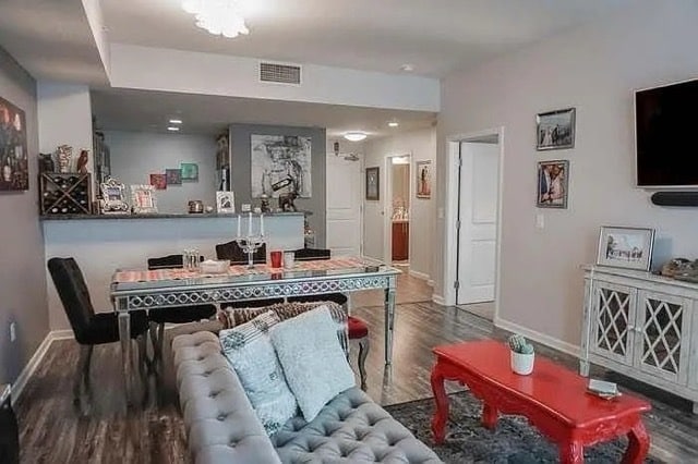 Building Photo - 206 Park Blvd Unit 201