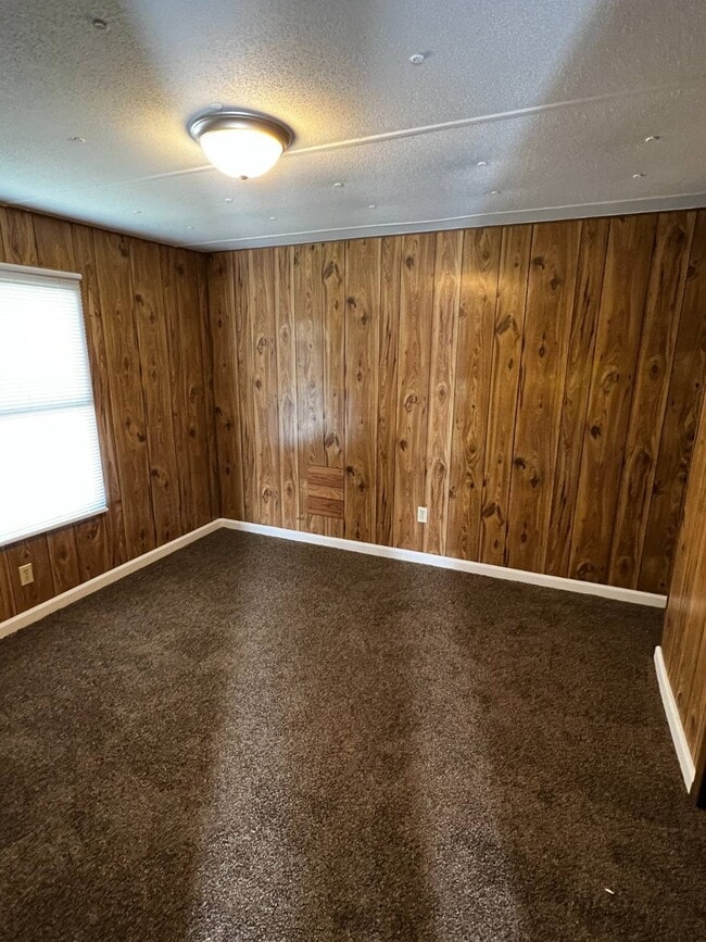 Photo - 113 Grace Park Ln