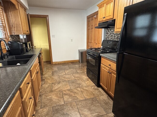 Photo - 1605 Prospect Ave