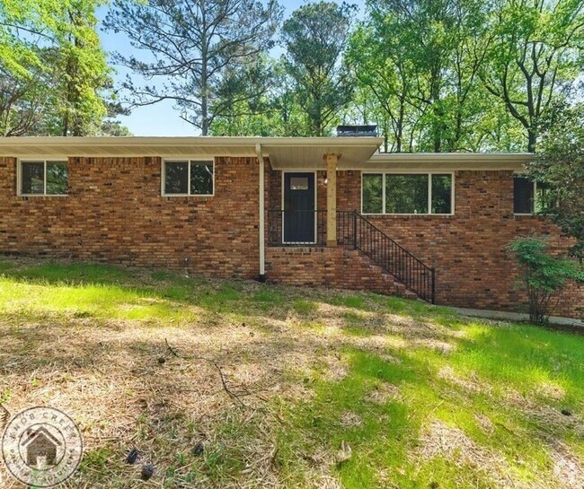 Building Photo - 1969 Anderson Dr SE Rental