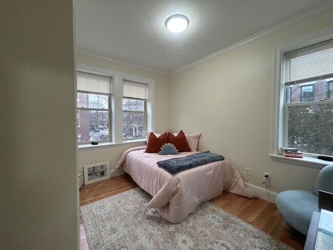 Photo - 8 Alton Pl Unit #5