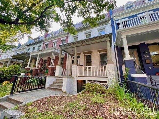 Building Photo - 3613 New Hampshire Ave NW Unit #1 Rental