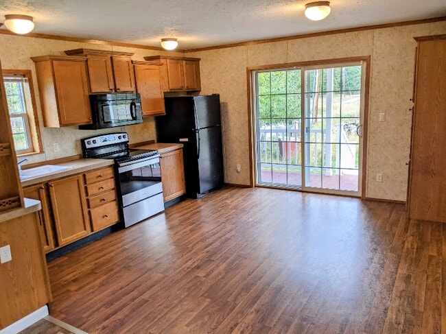 Building Photo - 21 Fawn Meadow Ln