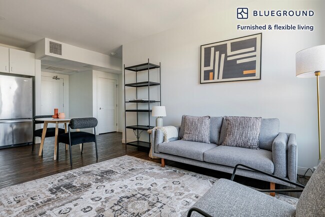 Photo - 245 Walnut St Unidad FL5-ID1239