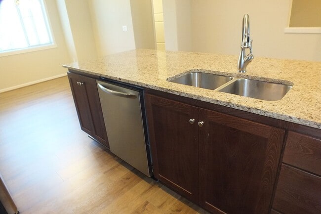 Photo - 3 Bedroom Townhome Condo