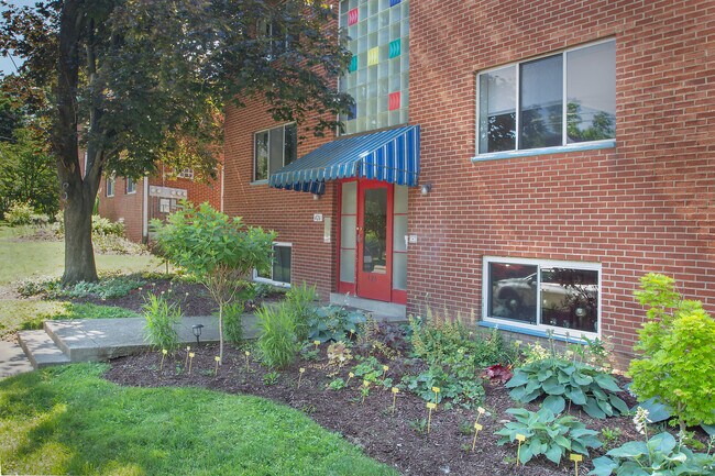 Photo - 426 Franklin Ave Unit 11