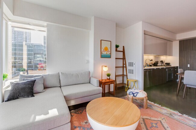 18 10th St Unit SI FL18-ID278481P