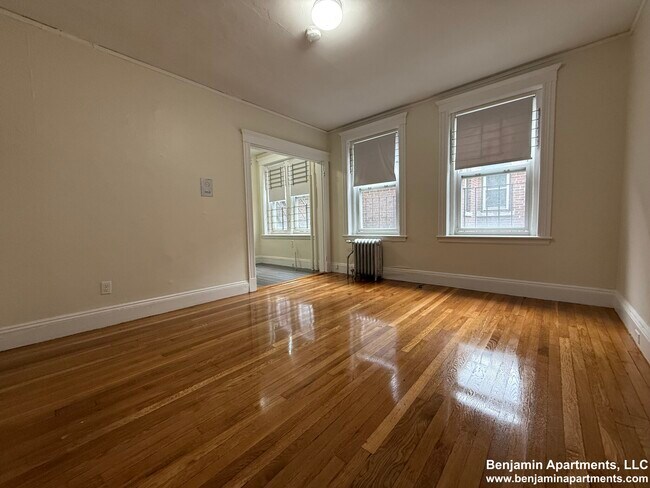 Building Photo - 440 Park Dr Unit 30