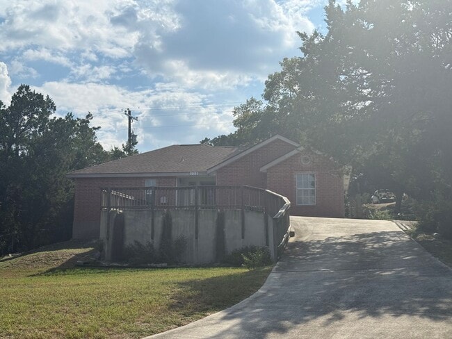 NEW ON MARKET - NEW ON MARKET