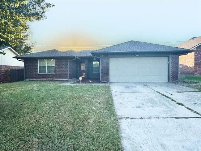 Building Photo - 209 Bradgate Dr