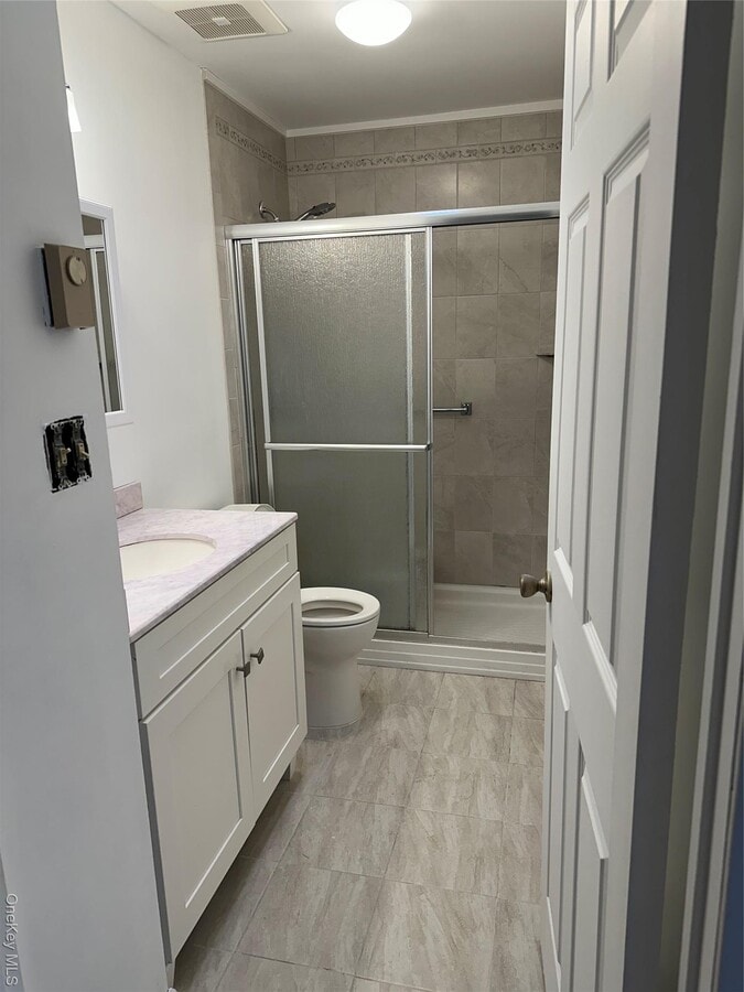 Photo - 167 Newcastle Ct Unit B