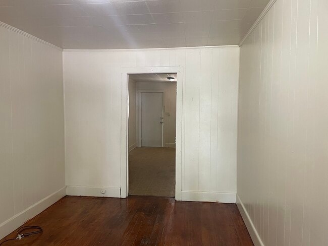 Photo - 1609 Iola Dr