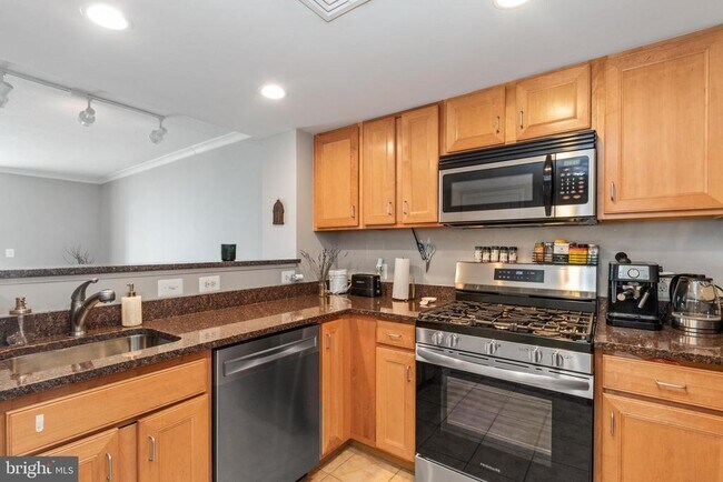 Building Photo - 414 Water St Unit 2310 Rental