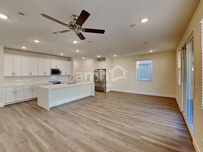 Photo - 10351 Medusita St