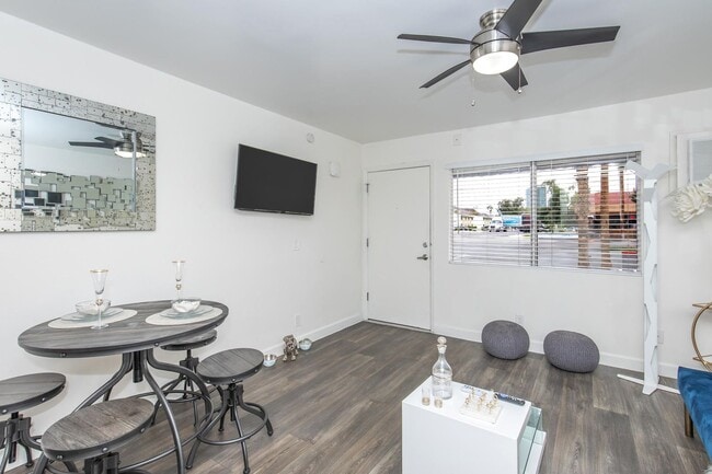 Studio 710 Apartments