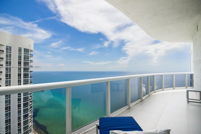 Photo - 15901 Collins Ave Unit 4002