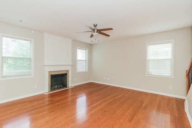 Photo - 26 Berwick Ct