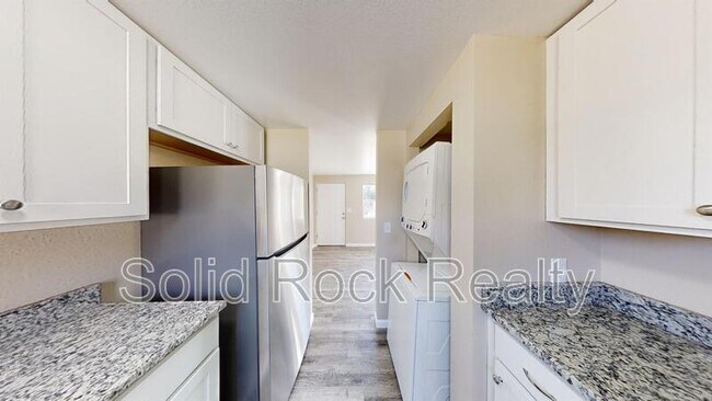 Photo - 2405 E St Vrain St Unit 105