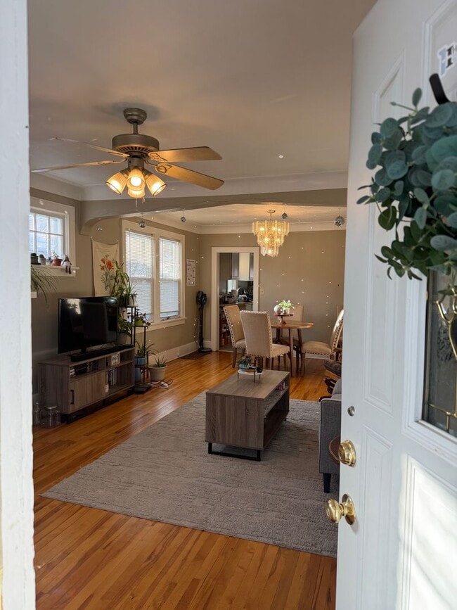 Photo - AVAILABLE JUNE - Beautiful 4 Bed 1 Bath Near UMD