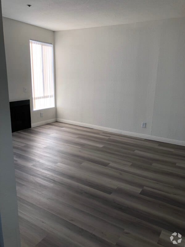 Building Photo - 6510 La Mirada Ave Unit 105 Rental