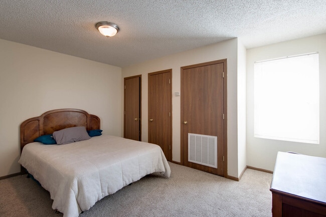 Photo - Laramie Plaza Residential - 1125 Laramie