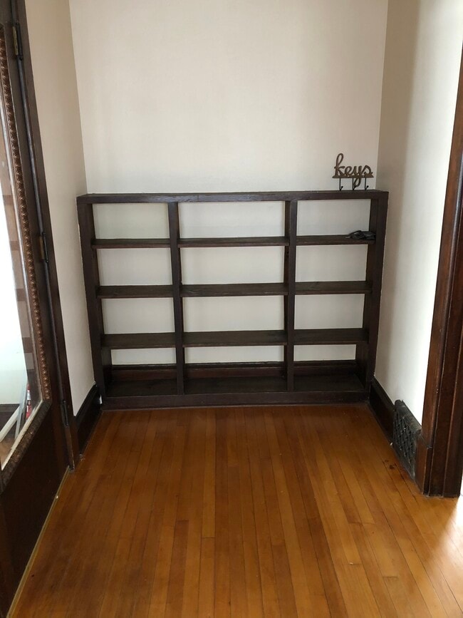 Entrada de la puerta principal - 810 Swift Ave Unidad 810