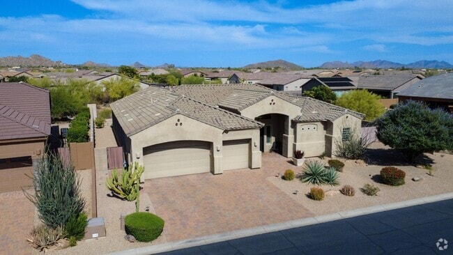 Building Photo - Spacious 4BR House in Cave Creek