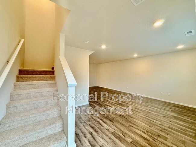 Photo - 10616 NE 120th Pl