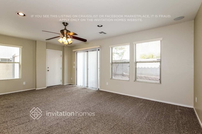 Photo - 11166 W McKinley St