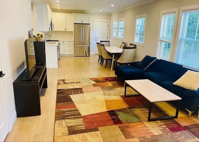 Photo - 46 Ridgemont St