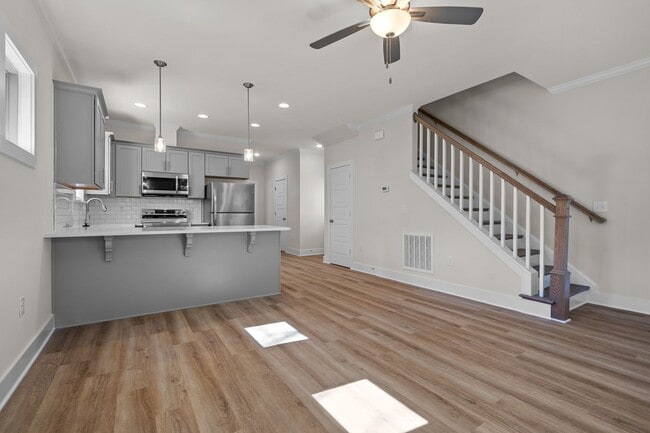 Photo - Modern amenities meet Cozy charm!  3 Bedro...