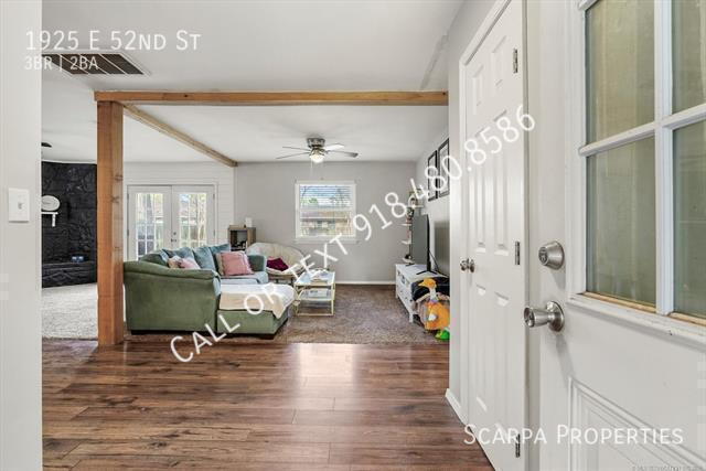 Photo - 1925 E 52nd St