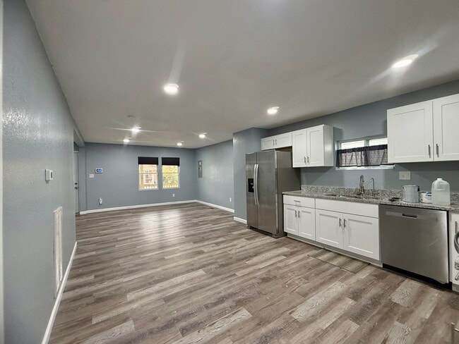 Photo - Updated 4 bedroom 2 bath home!