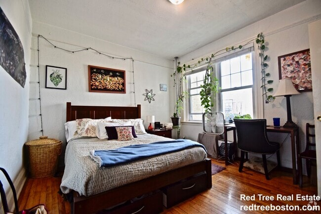 Building Photo - 1691 Commonwealth Ave Unit #22 Rental