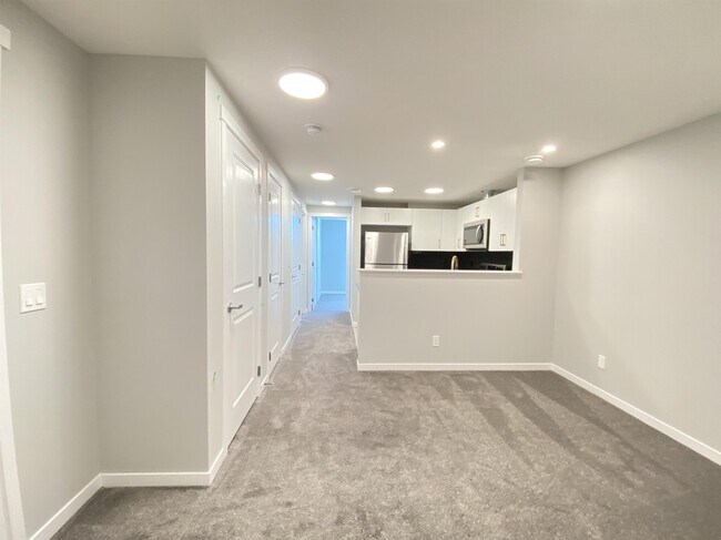 Photo - 1090 Mahogany Blvd SE