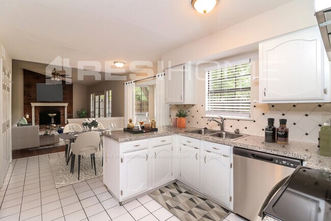 Photo - 3312 Forest Creek Dr