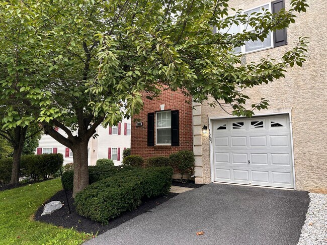 3685 Clauss Dr