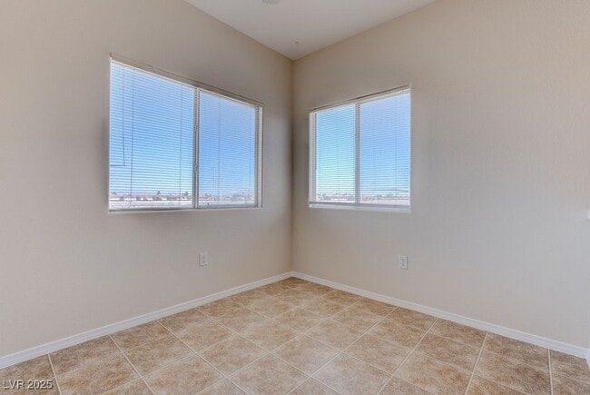 Building Photo - 1050 E Cactus Ave Unit 2087