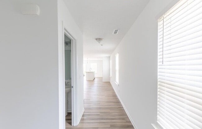 Photo - 1111 Cobra Dr