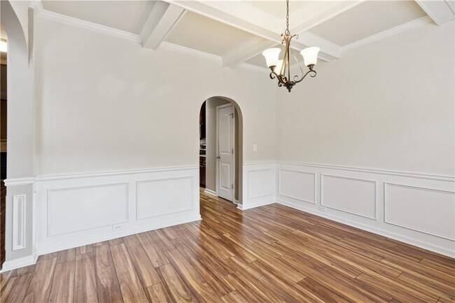 Photo - 7655 Wrotham Cir