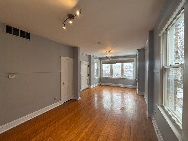 Photo - 6546 S Rockwell St