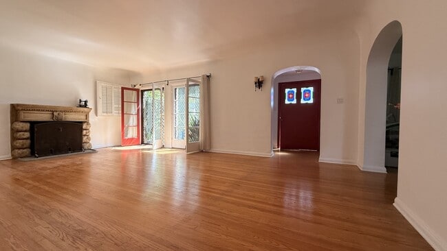 Photo - 1611 Idlewood Rd