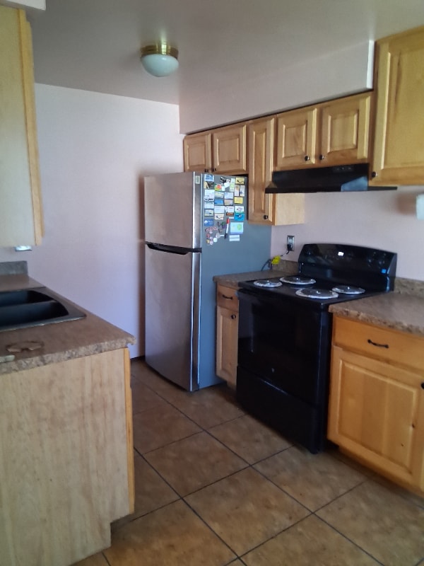 Photo - 1345 Beach Ave Unit b