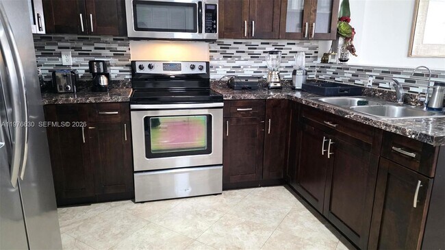 Photo - 1301 NE Miami Gardens Dr Unit 221W