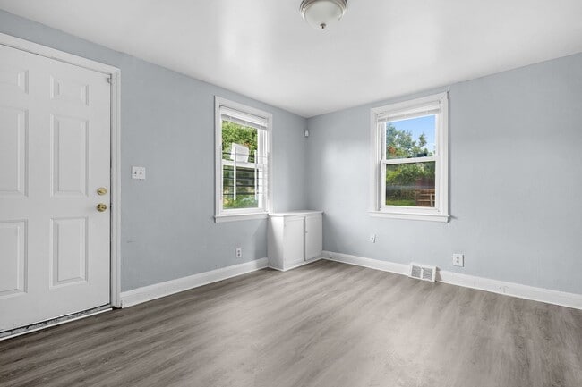 Building Photo - Newly Renovated 2 Bedroom In A Quiet Brooklyn Neighborhood