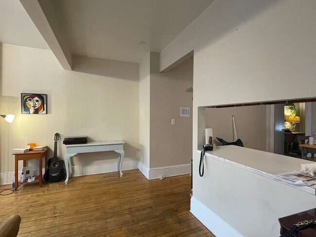 Photo - 1157 Commonwealth Ave Unit 4