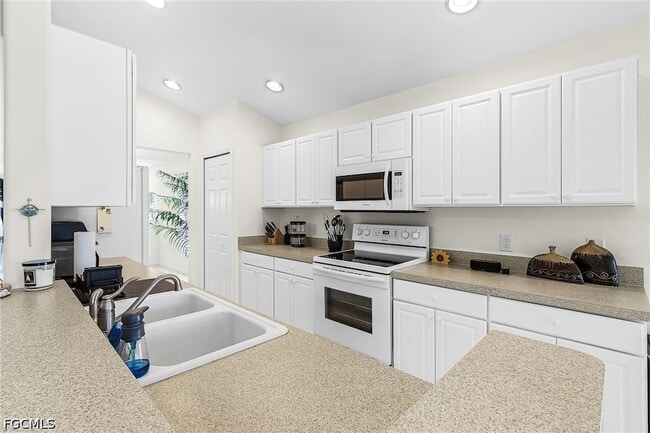 Photo - 11015 Mill Creek Way