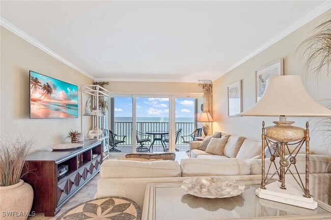 Photo - 3443 Gulf Shore Blvd N Unidad 808