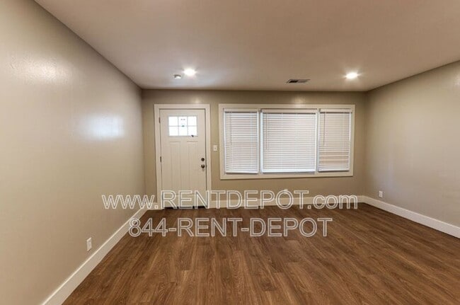 Photo - 1330 SE 2nd St