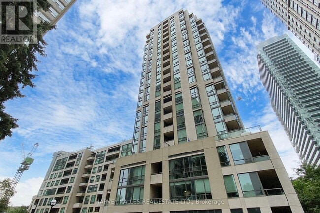 Photo - 88 Broadway Ave Unité 1201